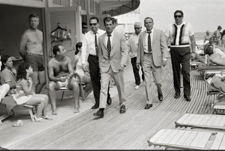Fotografie O'neil - Frank Sinatra On the Board walk