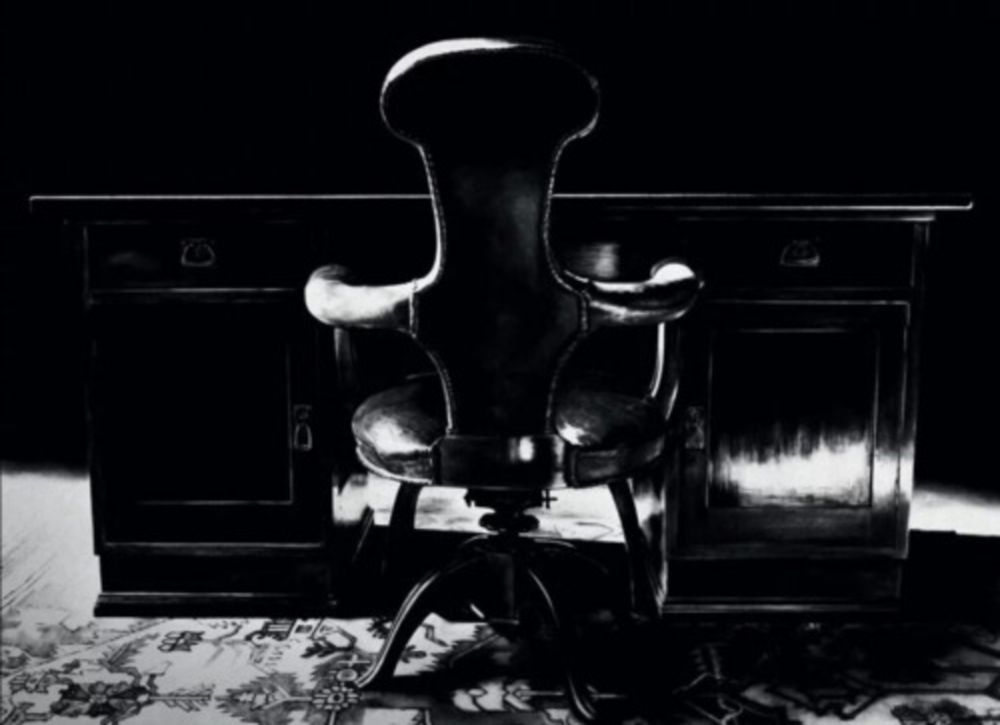 Multiple Longo - Freud’s Desk and Chair, Study Room