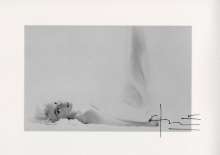 Multiple Stern - Marilyn in the clouds