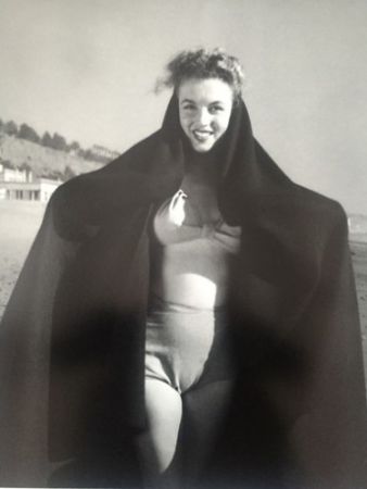 Fotografie De Dienes  - Marilyn. La sortie de bain. (1945)