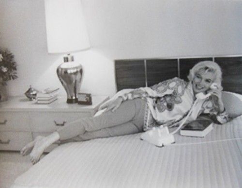 Fotografie De Dienes  - Marilyn Monroe. Au Lit (1962)