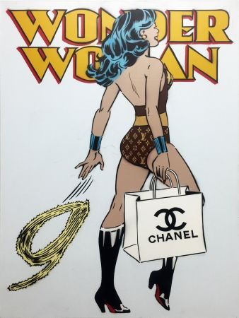 Keine Technische Simmons - Wonder Woman (Chanel)