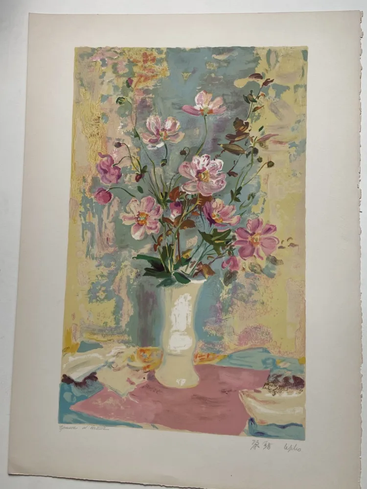 Lithographie Lê Phô - Bouquet sur le napperon rose
