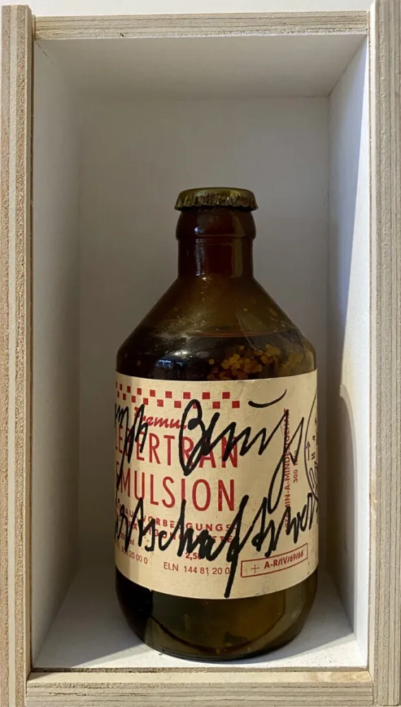 Keine Technische Beuys - 1 Wirtschaftswerte / Lebertran emulsion