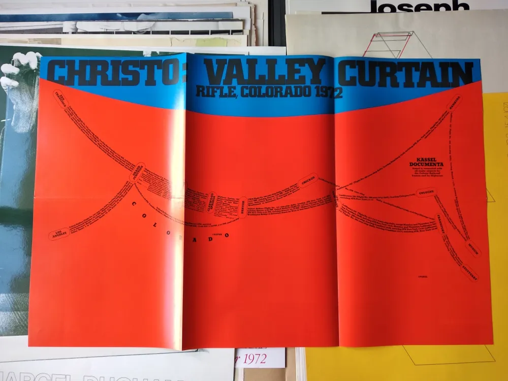 Offset Christo & Jeanne-Claude - „Christo: Valley Curtain, Rifle, Colorado 1972“.