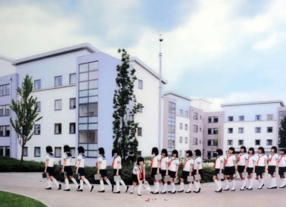 Fotografie Fullerton-Batten - Broken Lunchbox