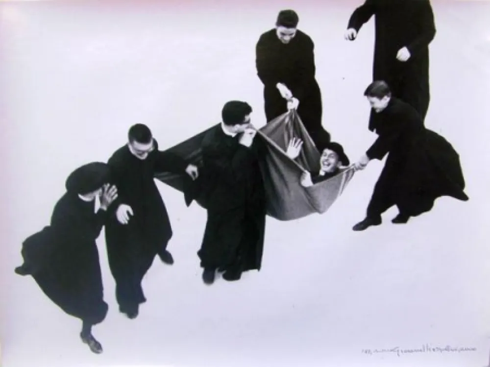 Fotografie Giacomelli  - Io non ho mani che mi accarezzino il volto