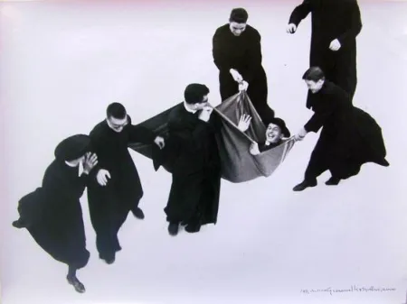 Fotografie Giacomelli  - Io non ho mani che mi accarezzino il volto