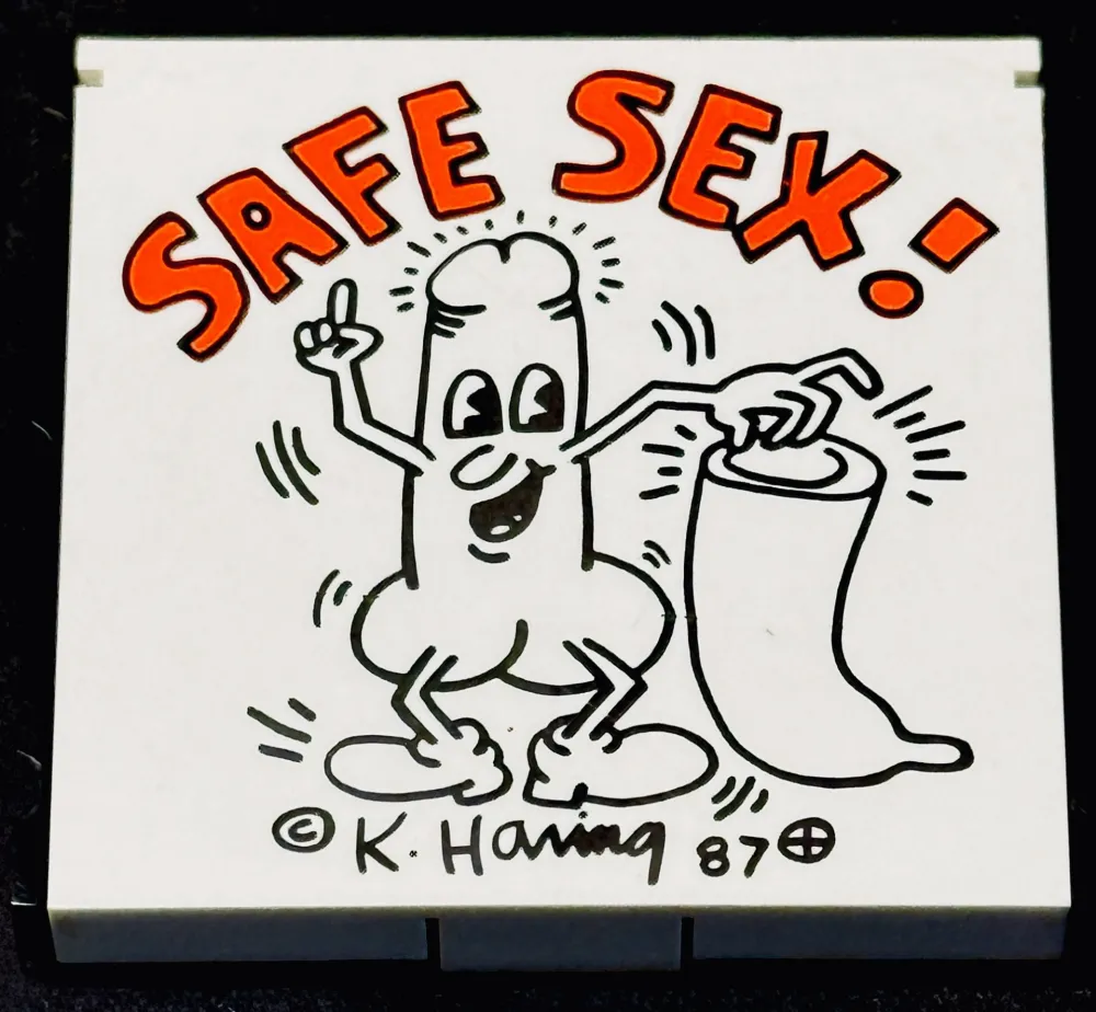 Keine Technische Haring - Keith Haring (1958–1990) - Safe Sex! - Condom holder with clip - 1987
