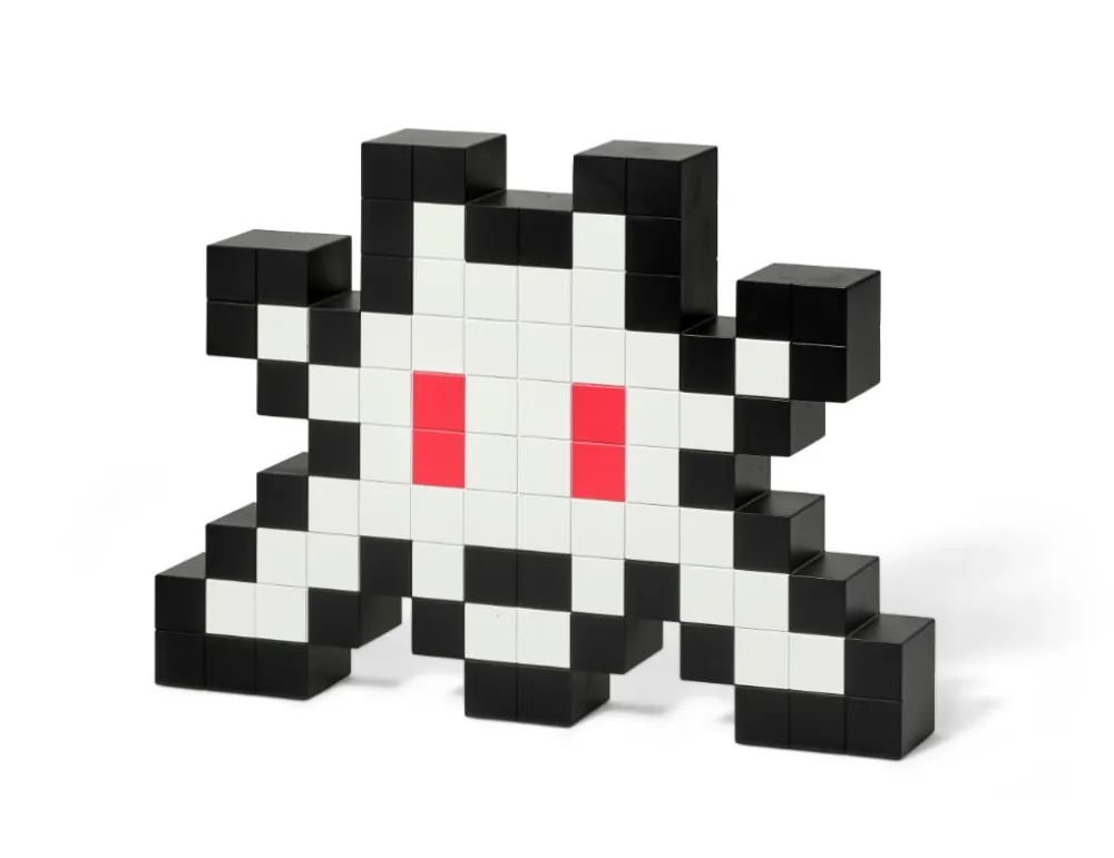 Keine Technische Invader - 3D Little Big Space vinyl sculpture from Christie's