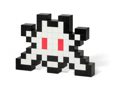 Keine Technische Invader - 3D Little Big Space vinyl sculpture from Christie's