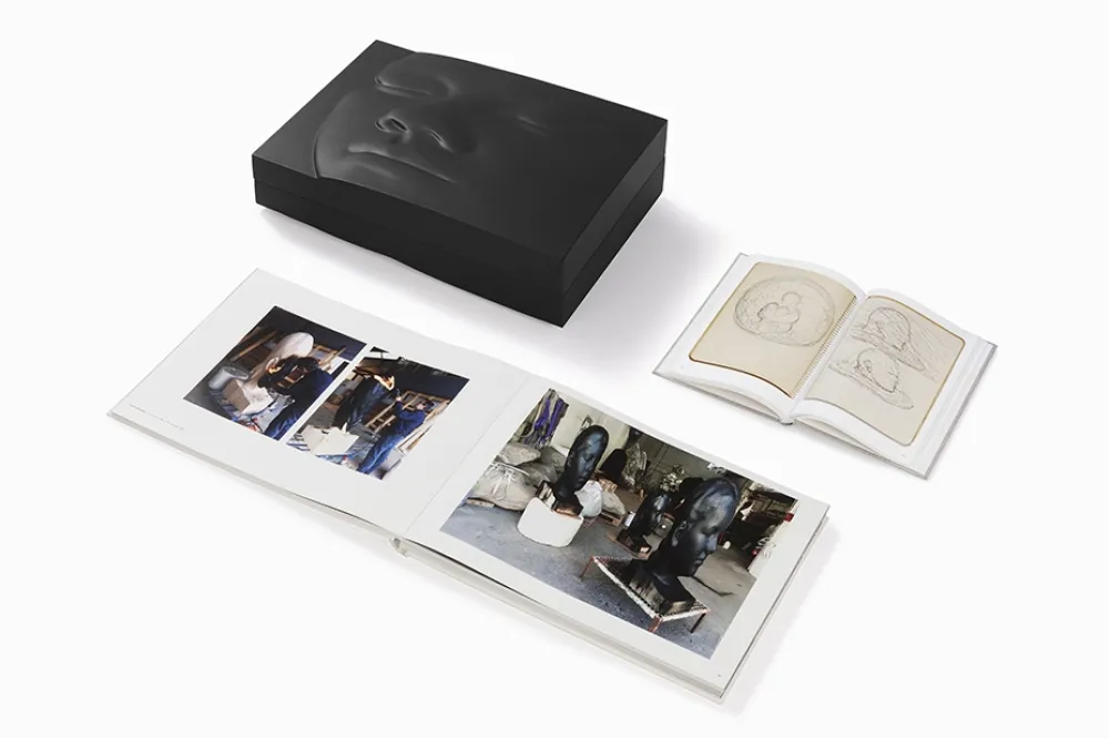 Illustriertes Buch Plensa - 61