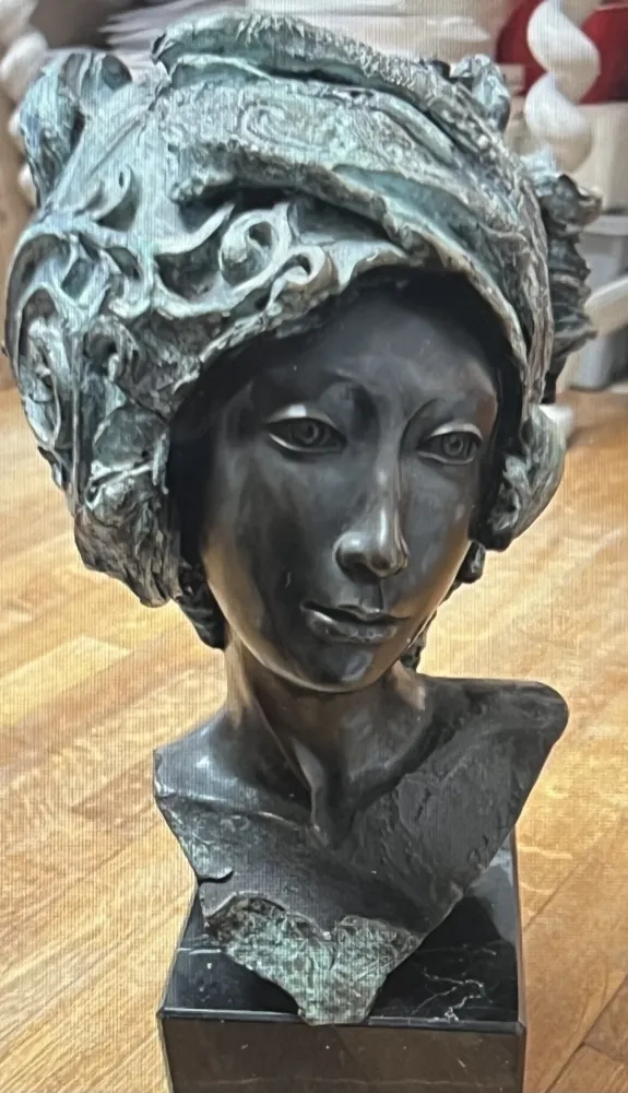 Multiple Remy  -  Sculpture en bronze originale La Rêveuse 4/8
