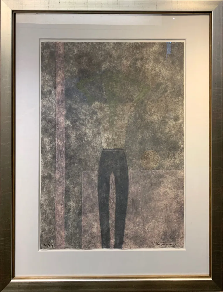 Stich Tamayo - Hombre con brazos sobre la cabeza