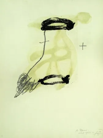 Radierung Tàpies - UN FRAGMENT DE STATUE DANS L’HERBE D’UN ENCLOS ENCORE DÉSERT