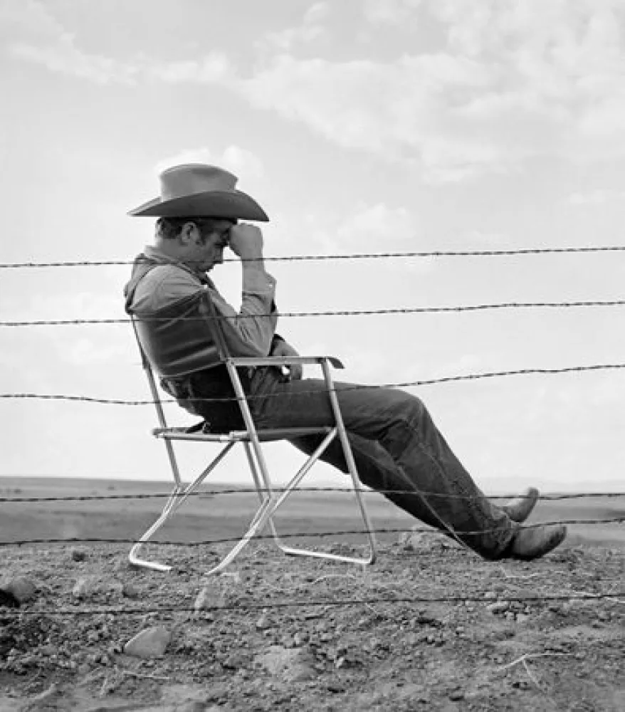 Fotografie Worth - James Dean seated